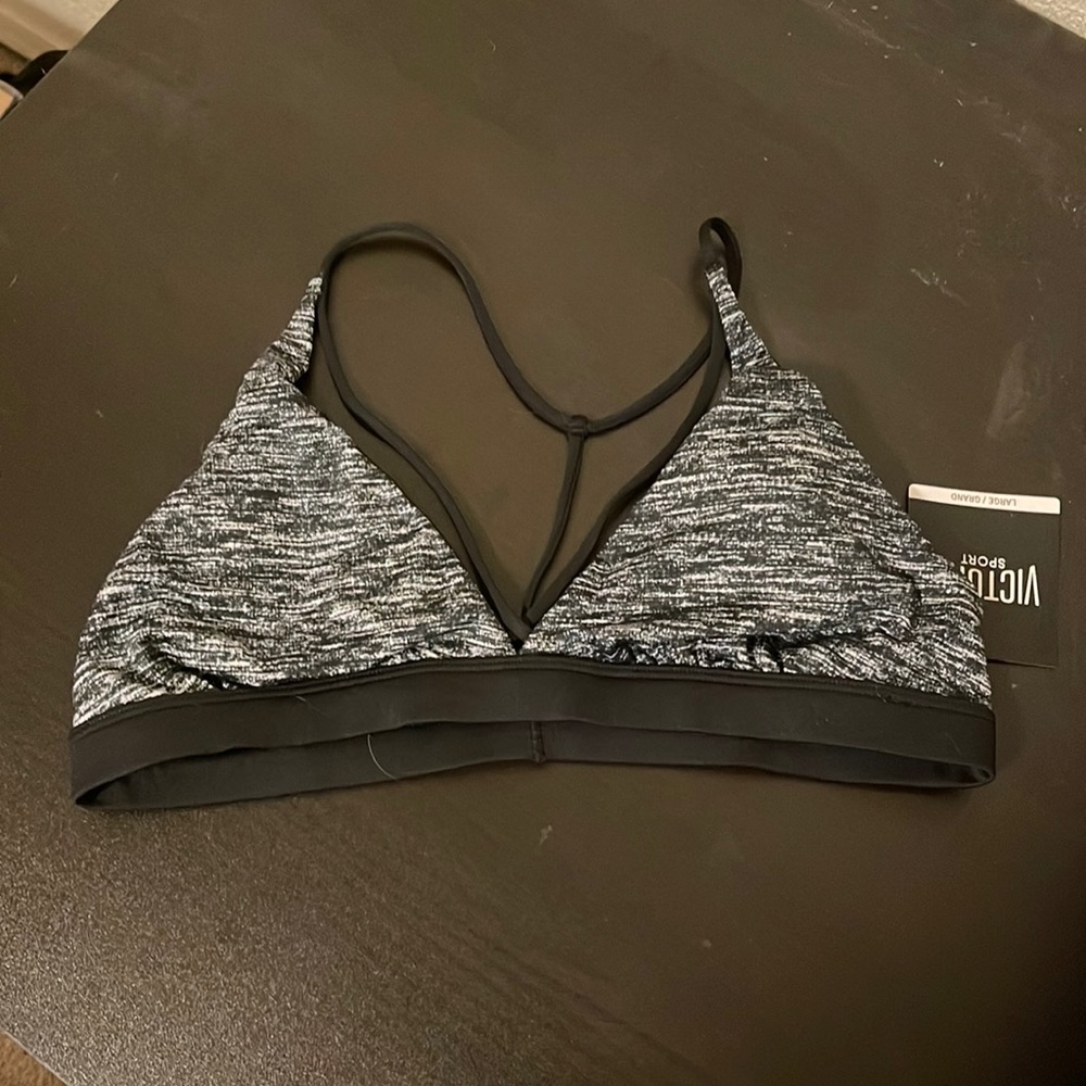 Victoria sport - sports bra - NWT - never worn